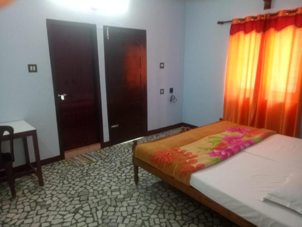 Marayoor Tourist Home Munnar Dış mekan fotoğraf